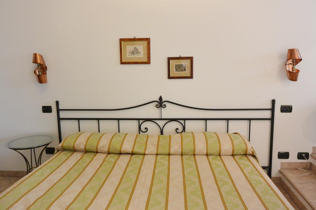 Hotel Ristorante Italia Certosa di Pavia Kültér fotó